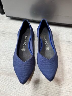 Rothy's Pointed Ballet Flat in Navy Blue
